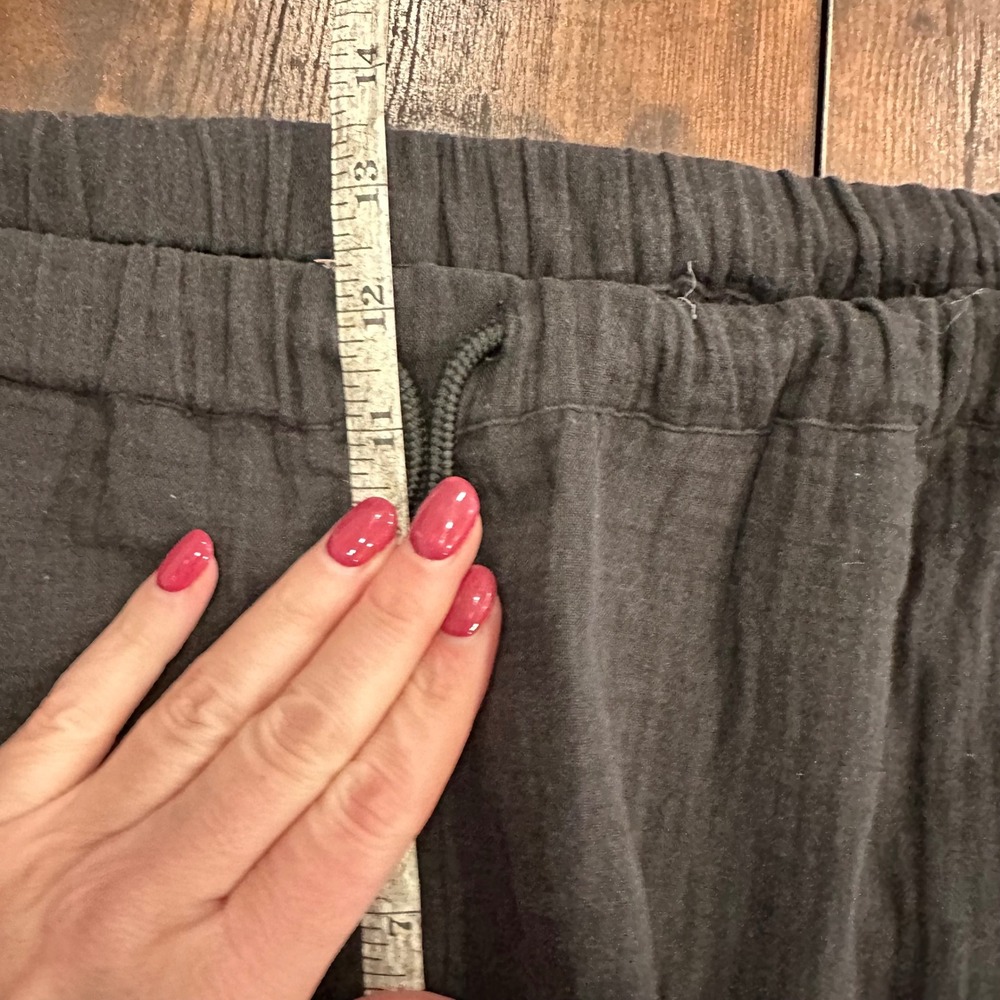 Quince Black Wide-Leg Pants - Picture 9 of 10